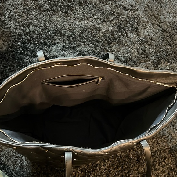 TED BAKER Piscale Quilted Leather Studded Tote - Picture 16 of 16